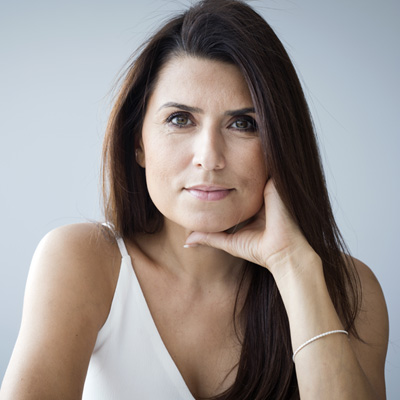 thumbs-labial facial laser resurfacing
